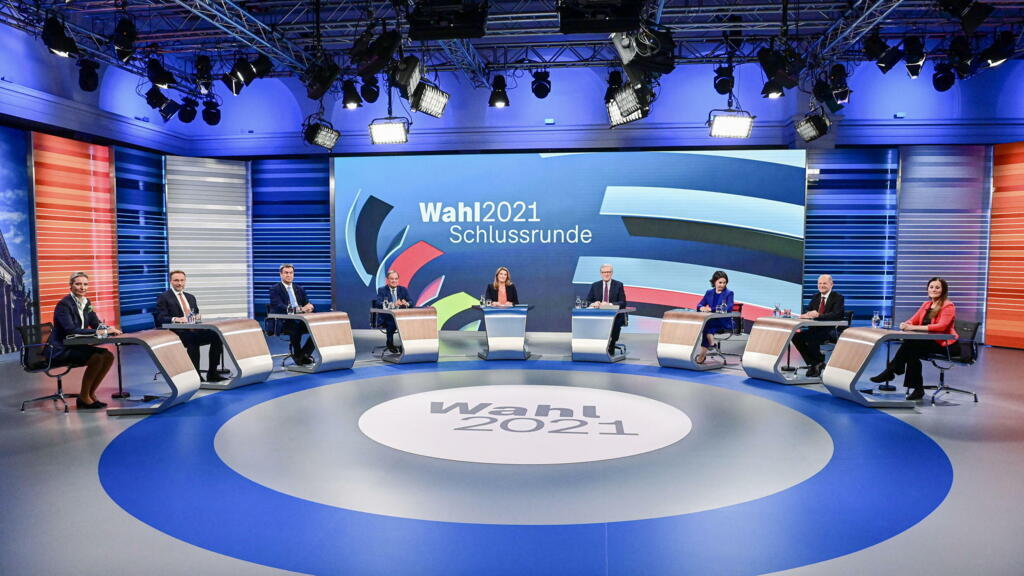 Merkel rivals call for stronger Europe in final election debate